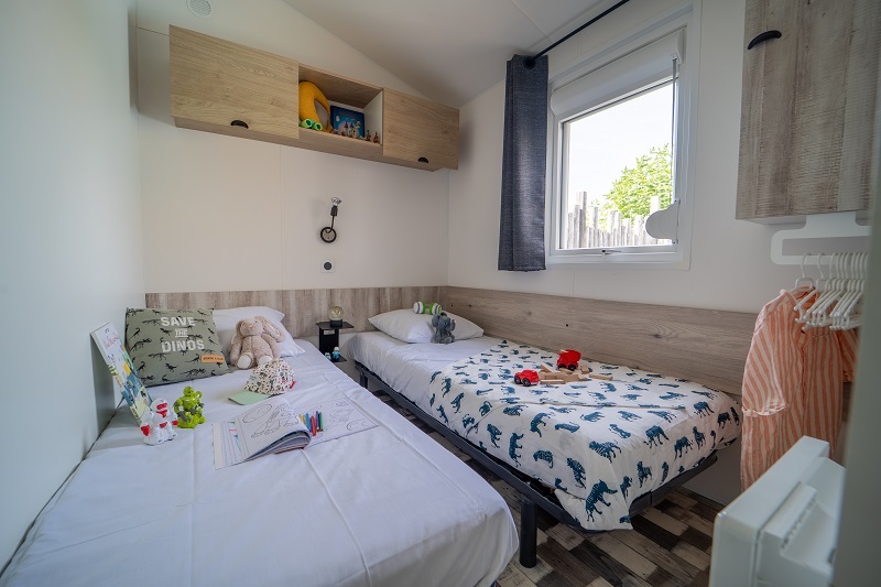 Mobil home 3 chambres jacuzzi privatif Camping 5 étoiles Vendée